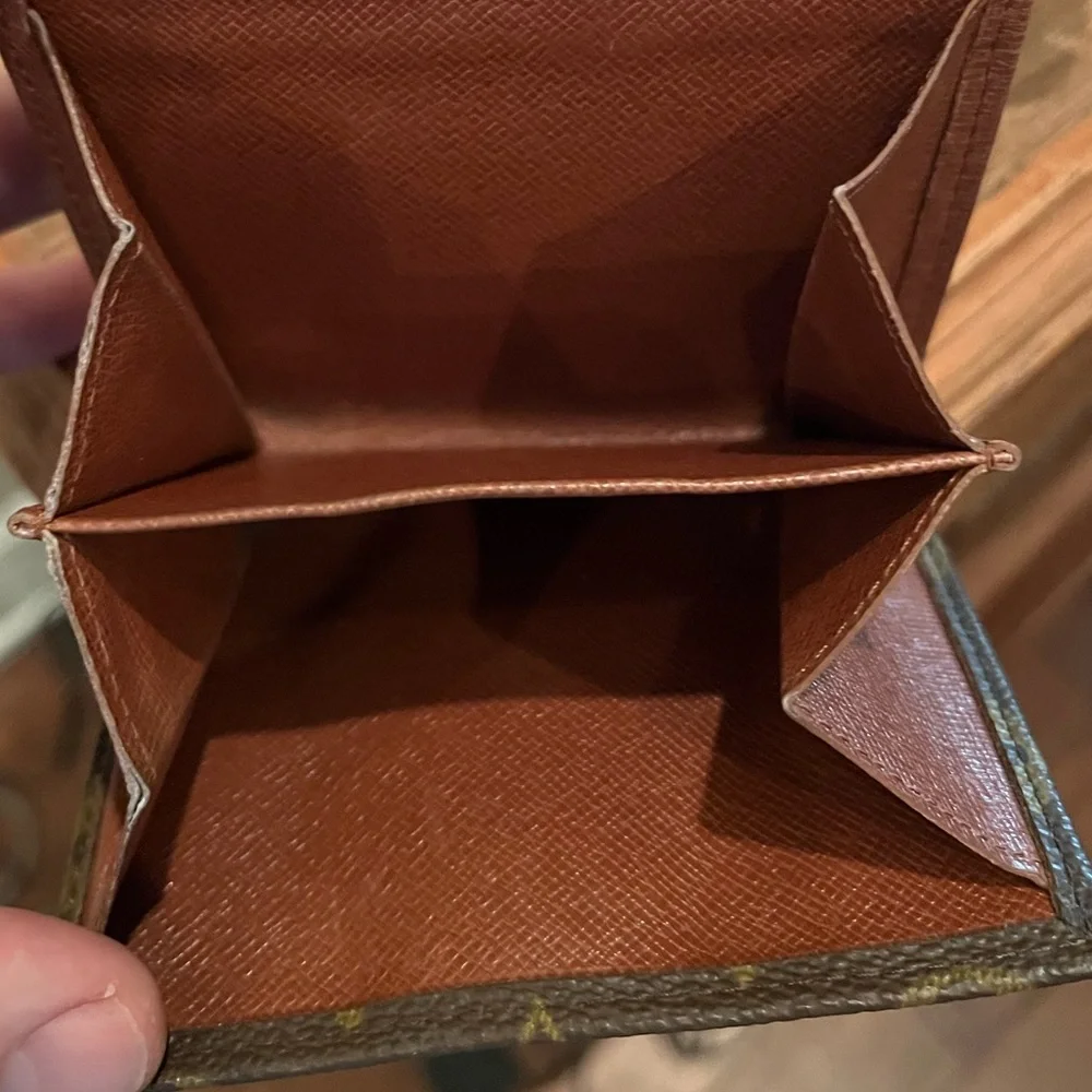 Louis Vuitton Vintage 1991 Compact Wallet EUC - Picture 11 of 16